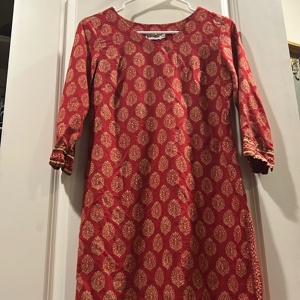 Fabindia silk blend Kurta dress gold accents trim details side slits size XS